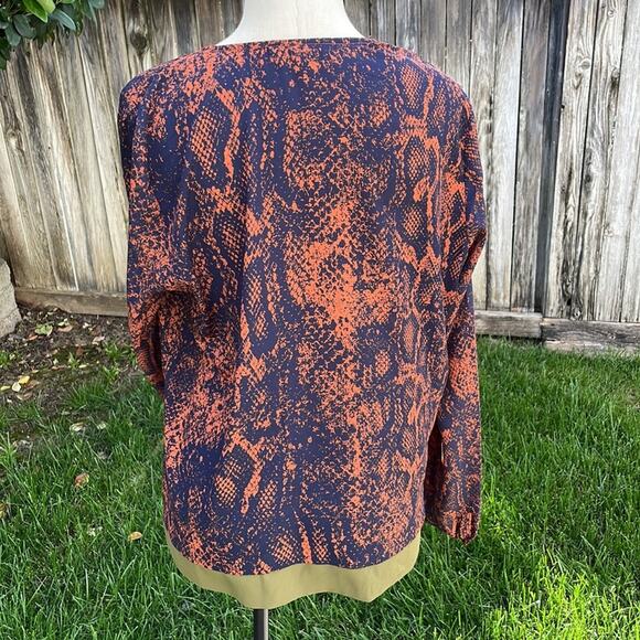 CAbi Snakeskin Print Orange Blue Wrap Long Sleeve Top  Women's Size Medium - Picture 7 of 9